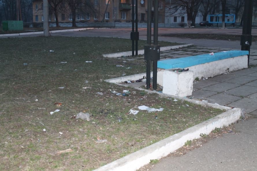 Порядок на бульваре Металлургов Артемовску не по карману, фото-1 Порядок на бульваре Металлургов Артемовску не по карману, фото-1