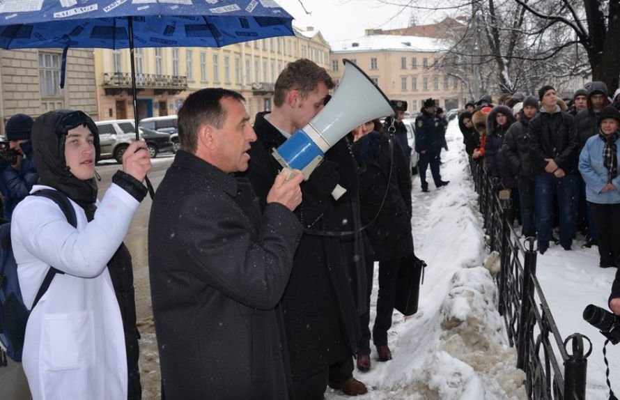 Петро Колодій виступив перед пікетувальниками Петро Колодій виступив перед пікетувальниками