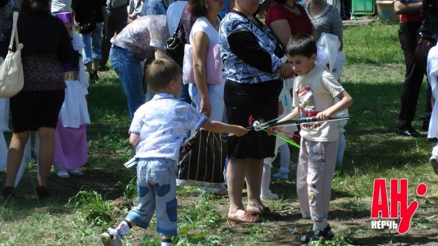 cmnt_s1990004_argumenti_nedeli_belie