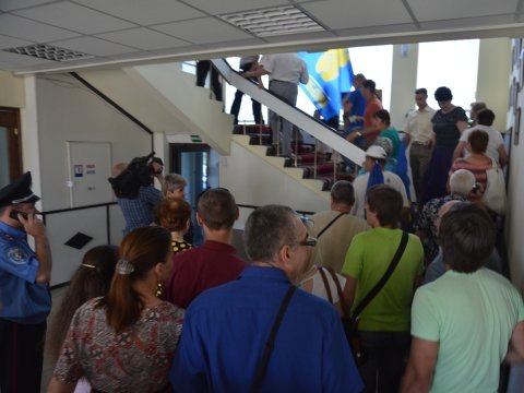 Свободовцы штурмуют лестницу Свободовцы штурмуют лестницу