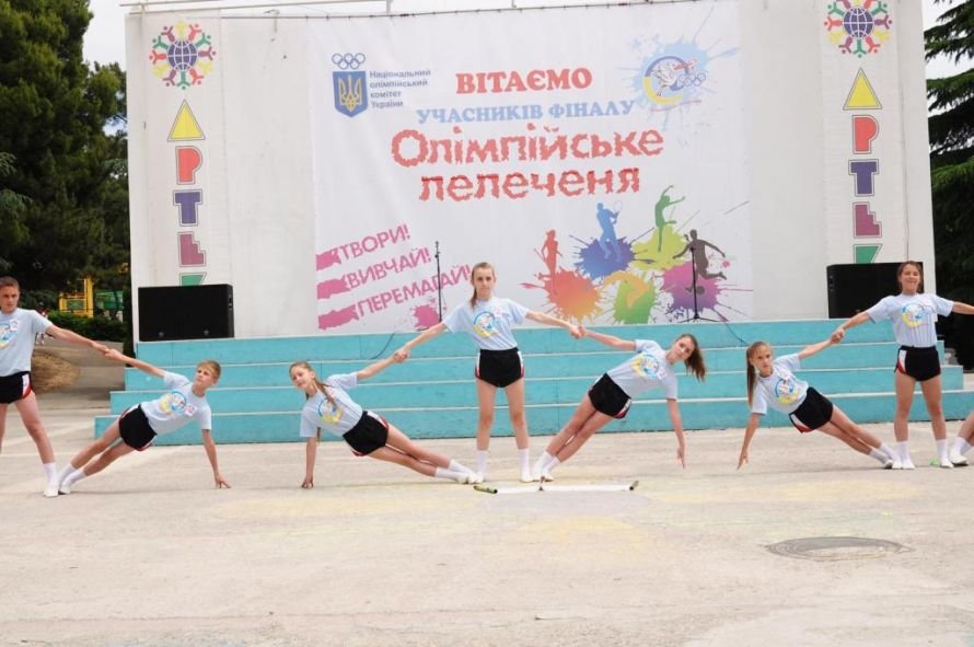 -Олімпійське лелеченя--2013-10047 -Олімпійське лелеченя--2013-10047