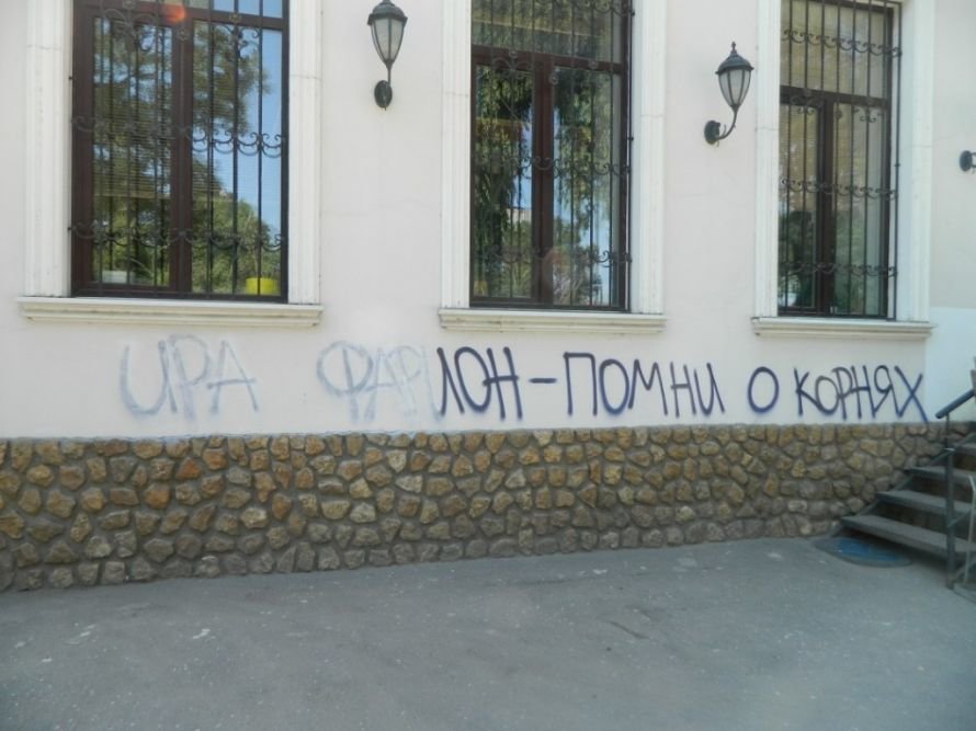 Dh16yE9dZb8