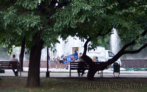 19_07_2012_Mariupol_demontaj_palatki_2