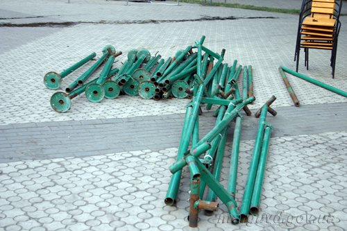 19_07_2012_Mariupol_demontaj_palatki_3