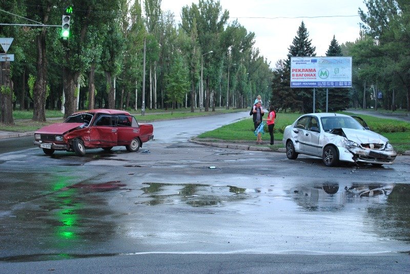 F 012 F 012