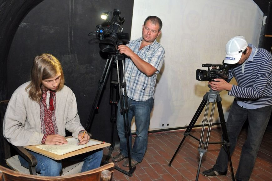 s-tustan-press-conf-2013_4048a_HBR