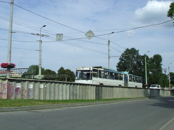 tro1
