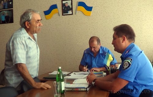1375713435-05_08_2013_Mariupol_Lichniy_priem-Dzina_1