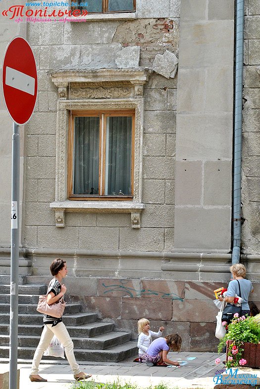 teatr-plytka3582