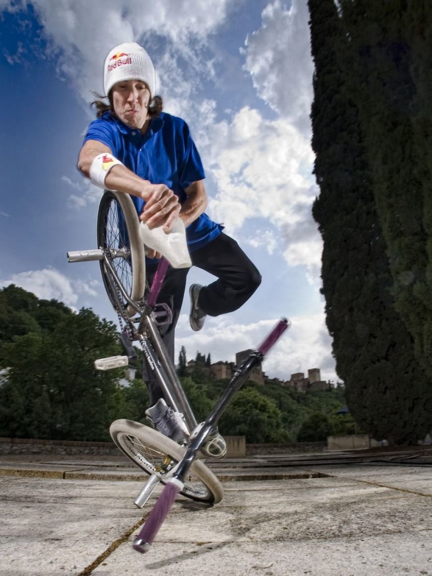 VikiGomez3_cAlberto-Lessmann-Red-Bull-Photofiles