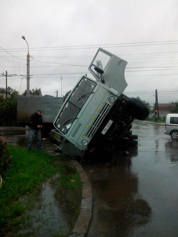 Oz1VYEaQBus