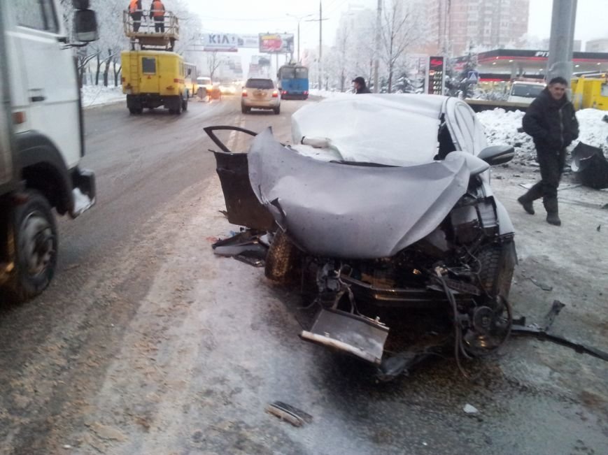 Стали известны подробности страшного ДТП, в котором погиб..., фото-1 Стали известны подробности страшного ДТП, в котором погиб футболист «Шахтера» (ФОТО), фото-1