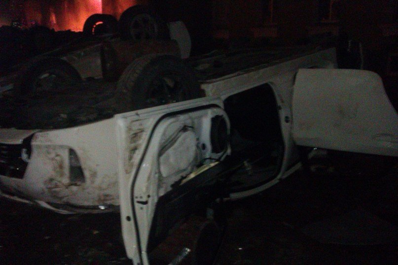Тернополяни понищили нові службові міліцейські автомобілі (..., фото-2 Тернополяни понищили нові службові міліцейські автомобілі (фото), фото-2