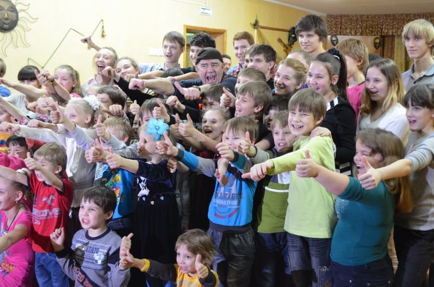 Кинофорум «Магия кино» «Детский КиноМай в Таганроге» началась с благотворительной акции, фото-4