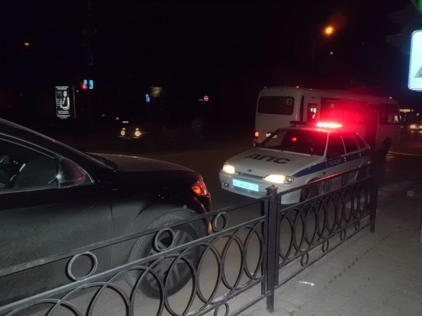 Обыск украинской автомашины в Таганроге  в центре города (ФОТО), фото-2