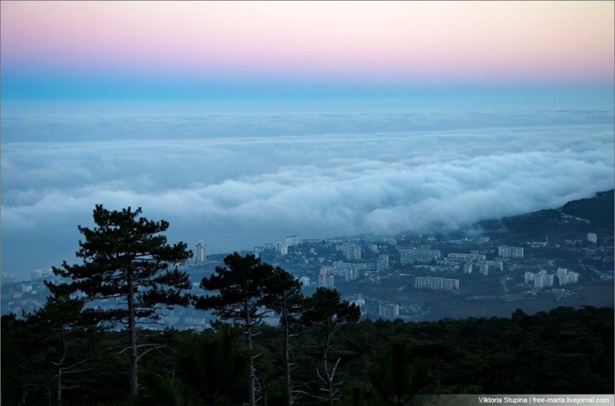 Ялту красиво сфотографировали с высоты птичьего полета, фото-1 Ялту красиво сфотографировали с высоты птичьего полета, фото-1