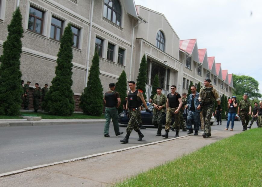 Резиденция рината ахметова в донецке фото