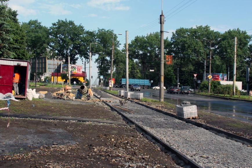 У Тернополі тривають роботи з капітального ремонту тротуарі..., фото-2 У Тернополі тривають роботи з капітального ремонту тротуарів (фото), фото-2