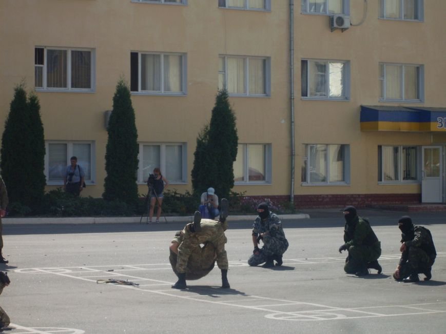 Бойцы батальона патрульной службы особого назначения «Киро..., фото-18 Бойцы батальона патрульной службы особого назначения «Кировоград» приняли присягу (фото), фото-18