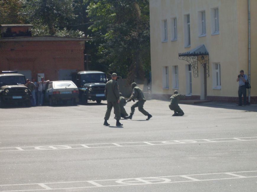Бойцы батальона патрульной службы особого назначения «Киро..., фото-12 Бойцы батальона патрульной службы особого назначения «Кировоград» приняли присягу (фото), фото-12