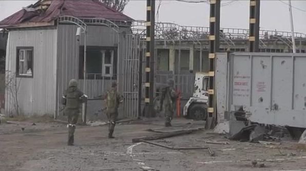 Донецк сотрясается от мощных взрывов (ФОТО), фото-3 Донецк сотрясается от мощных взрывов (ФОТО), фото-3