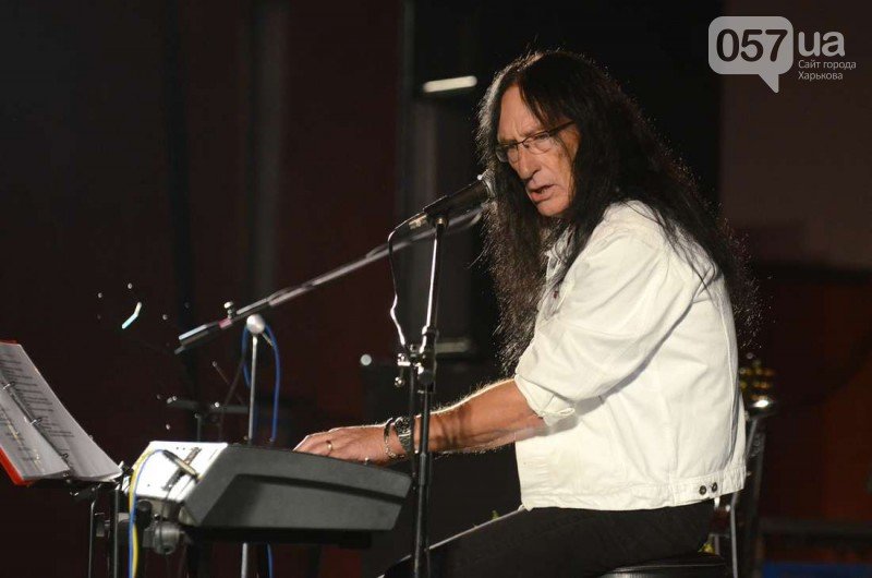 В Харькове выступил экс-солист "Uriah Heep” - легендарный К..., фото-2 В Харькове выступил экс-солист "Uriah Heep” - легендарный Кен Хенсли, фото-2