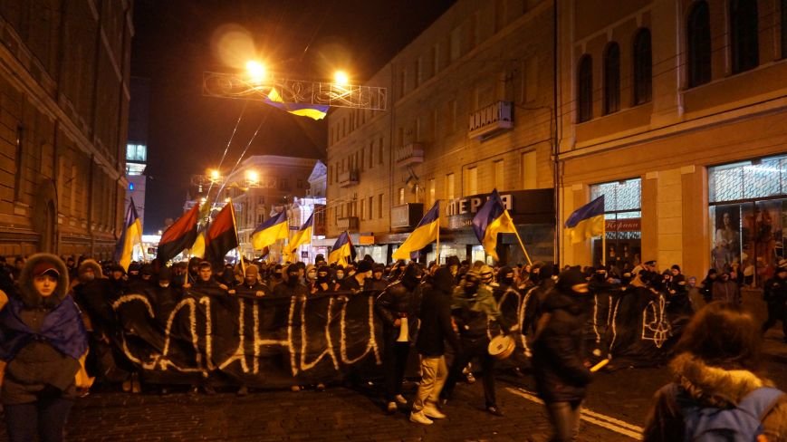 В Харькове прошел Марш «Последнего сопротивления старой вла..., фото-2 В Харькове прошел Марш «Последнего сопротивления старой власти», а террористы хотели взорвать пиротехнический завод, фото-2