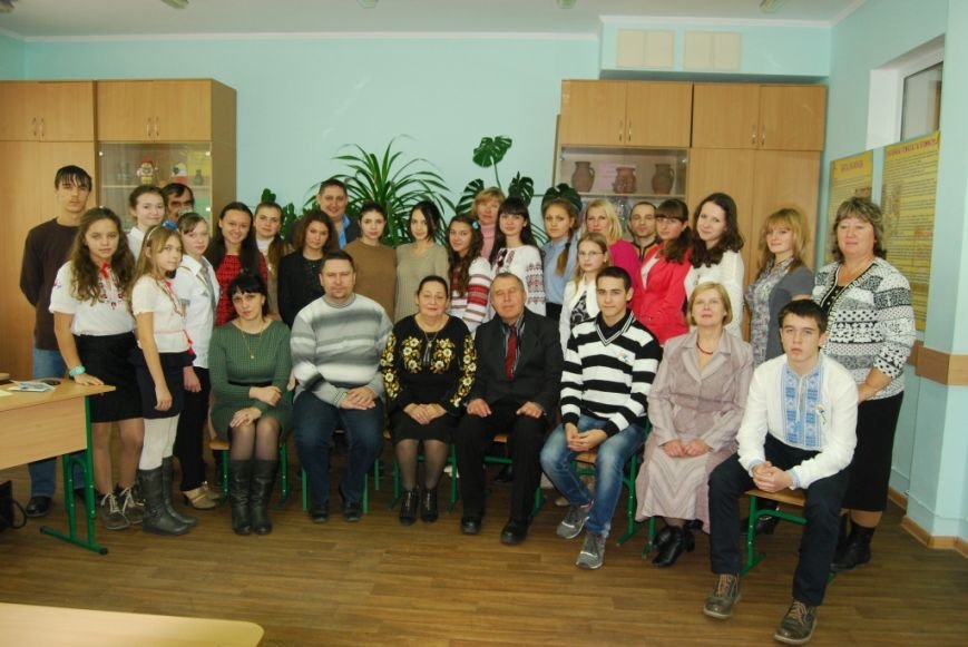 Учасники секції Історичне краєзнавство Учасники секції Історичне краєзнавство