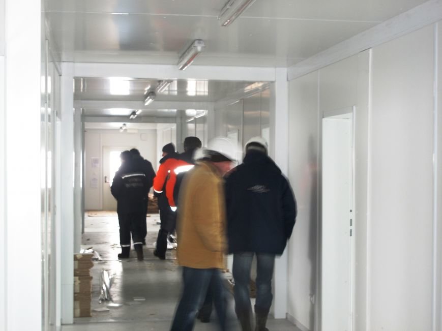 В Запорожье спасатели проинспектировали строительство мобильного го... В Запорожье спасатели проинспектировали строительство мобильного городка для переселенцев (ФОТО) (фото) - фото 4