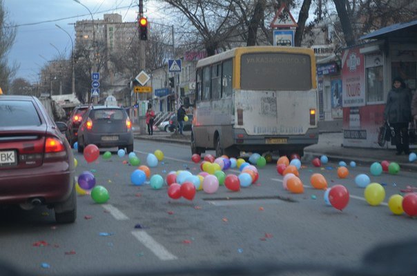 Николаев наполнился шарами от цирка «Кобзов» (ФОТО) (фото) - фото 2 Николаев наполнился шарами от цирка «Кобзов» (ФОТО) (фото) - фото 2