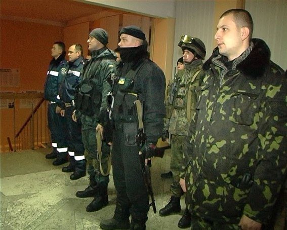 Запорожская милиция развезла на отдаленные блокпосты медикаменты и обогреватели (ФОТО) (фото) - фото 4 Запорожская милиция развезла на отдаленные блокпосты медикаменты и обогреватели (ФОТО) (фото) - фото 4