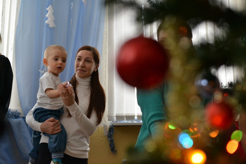 Три новогодних праздника для малышей от 1,5 лет прошли в центральной библиотеке Домодедово (фото) - фото 3 Три новогодних праздника для малышей от 1,5 лет прошли в центральной библиотеке Домодедово (фото) - фото 3