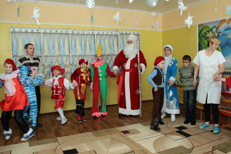 Воспитанники еще одного интерната получили ответ на письмо Деду Морозу (фото) - фото 2 Воспитанники еще одного интерната получили ответ на письмо Деду Морозу (фото) - фото 2