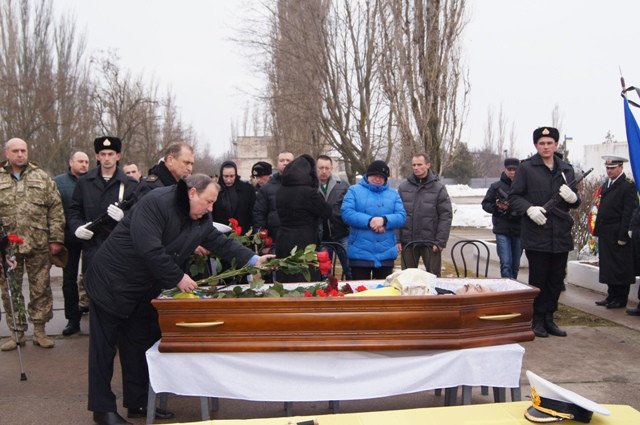 Николаевщина провела в последний путь командира «морских котиков» (... Николаевщина провела в последний путь командира «морских котиков» (ФОТО) (фото) - фото 2