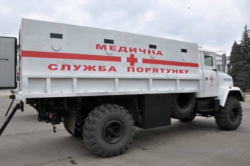 В Краматорск прибыли бронированные автомобили для вывоза л..., фото-1 В Краматорск прибыли бронированные автомобили для вывоза людей из горячих точек Донбасса, фото-1