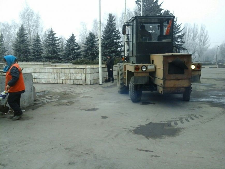 В Кривом Роге: убрали палатки протестующих, правоохранители отправи... В Кривом Роге: убрали палатки протестующих, правоохранители отправились в АТО, прокурор рассказал о расследовании резонансных дел (фото) - фото 1