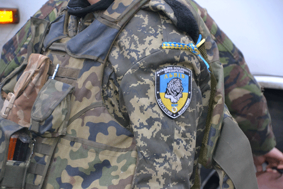 У Львові зустріли героїв: львів'яни, які побували на передовій у Де... У Львові зустріли героїв: львів'яни, які побували на передовій у Дебальцево повернулися додому (ФОТОРЕПОРТАЖ) (фото) - фото 9
