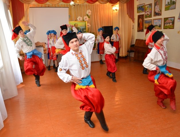 Ексклюзивний альбом презентували на батьківщині Кобзаря (фото) - фото 4 Ексклюзивний альбом презентували на батьківщині Кобзаря (фото) - фото 4