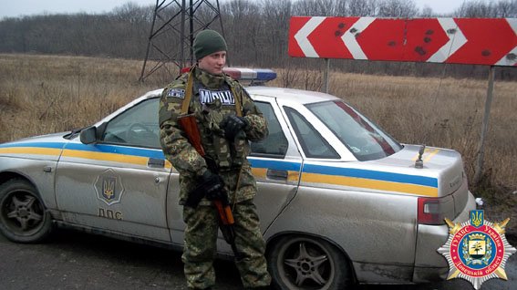 В Красноармейске задержали участника незаконного вооруженного форми... В Красноармейске задержали участника незаконного вооруженного формирования и захватчика админздания (ФОТО) (фото) - фото 3