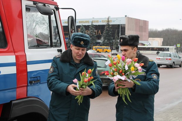 МЧС акция_цветы_гомель 003 МЧС акция_цветы_гомель 003
