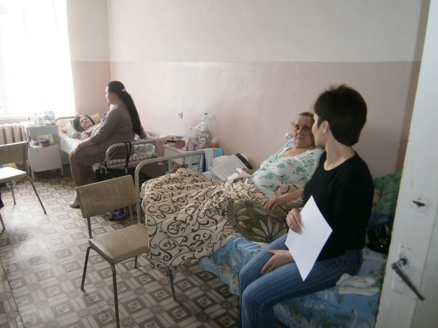 Димитровская больница перегружена пациентами из зоны АТО с сердечны... Димитровская больница перегружена пациентами из зоны АТО с сердечными и сосудистыми заболеваниями (фото) - фото 1
