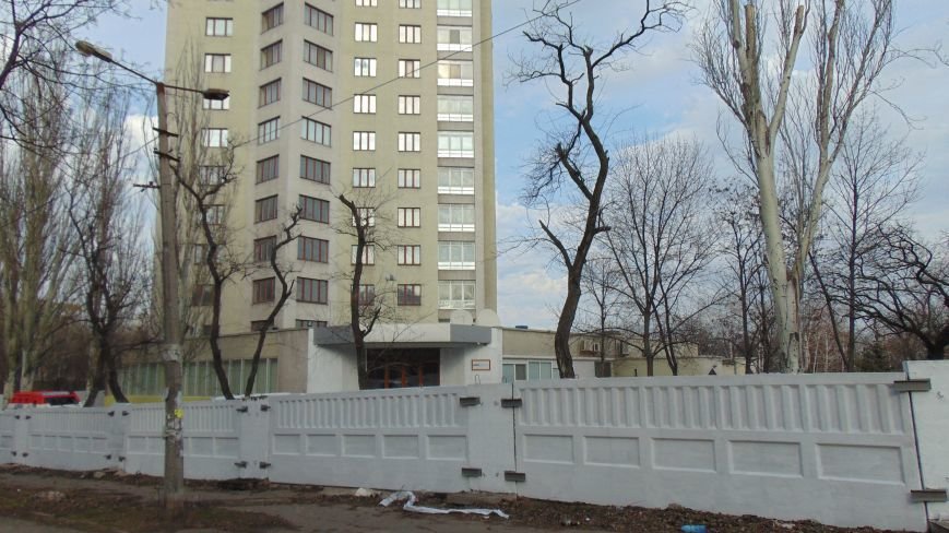 Перед офисом ОБСЕ марупольцы не ударили лицом в грязь (ФОТОФАКТ) (фото) - фото 1 Перед офисом ОБСЕ марупольцы не ударили лицом в грязь (ФОТОФАКТ) (фото) - фото 1