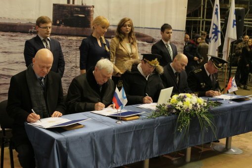 В Петербурге состоялась торжественная закладка подводной лодки нового типа (фото) - фото 1 В Петербурге состоялась торжественная закладка подводной лодки нового типа (фото) - фото 1