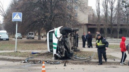 У Черкасах на перехресті інкасаторське авто та Geely не ро..., фото-5 У Черкасах на перехресті інкасаторське авто та Geely не розминулися один з одним, фото-5