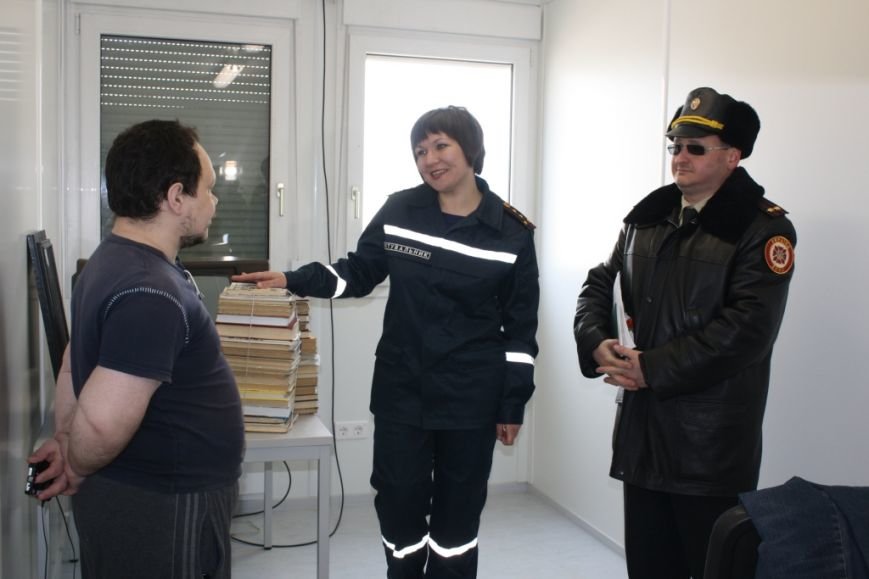 Беженцев в запорожском транзитном городке обеспечили Wi-Fi и психол... Беженцев в запорожском транзитном городке обеспечили Wi-Fi и психологической поддержкой (ФОТО) (фото) - фото 1