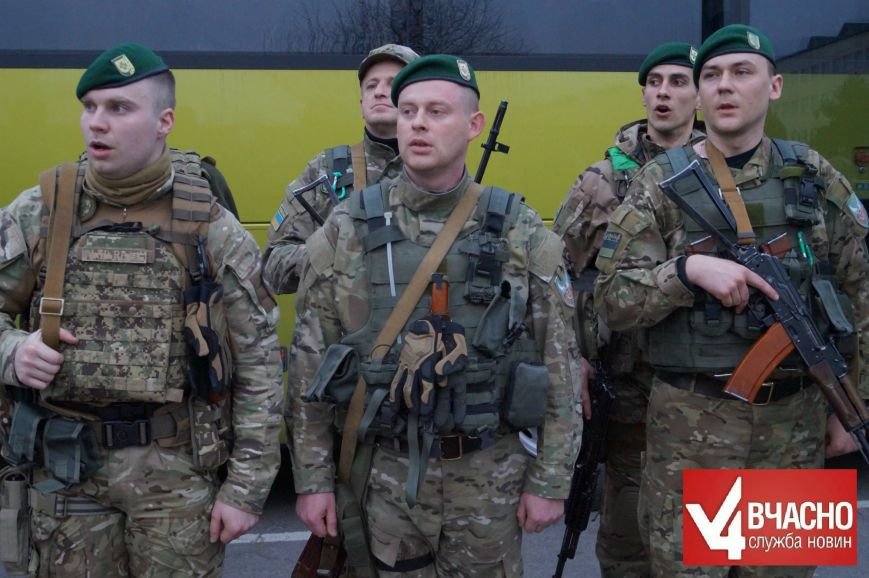 У Черкасах зустріли прикордонників з АТО (фото) - фото 5 У Черкасах зустріли прикордонників з АТО (фото) - фото 5