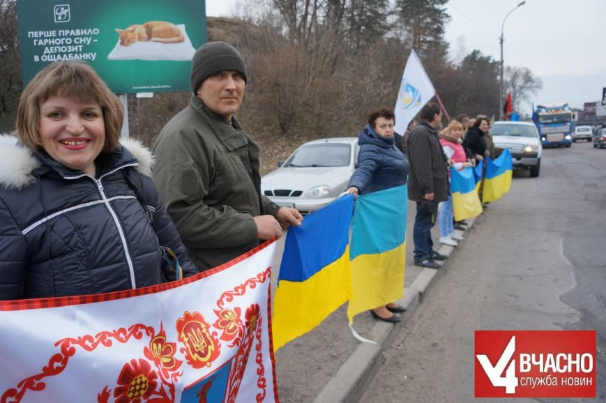 У Черкасах зустріли прикордонників з АТО (фото) - фото 2 У Черкасах зустріли прикордонників з АТО (фото) - фото 2