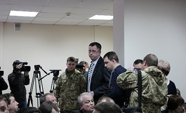Подробности задержания прокурора Краматорска (ВИДЕО) (фото) - фото 1 Подробности задержания прокурора Краматорска (ВИДЕО) (фото) - фото 1