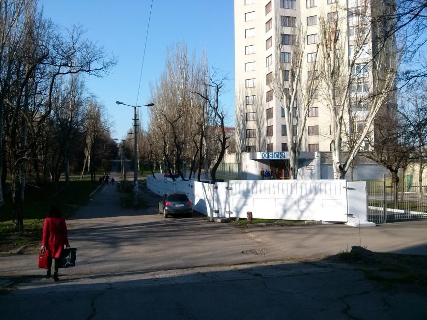 В Мариуполе ОБСЕ от затопления спасла ливневка (ФОТОФАКТ) (фото) - фото 1 В Мариуполе ОБСЕ от затопления спасла ливневка (ФОТОФАКТ) (фото) - фото 1
