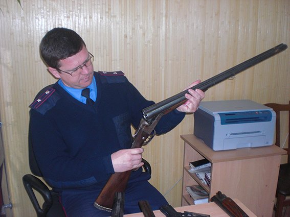 Милиция призвала николаевцев к добровольному разоружению (ФОТО+ВИДЕО) (фото) - фото 1 Милиция призвала николаевцев к добровольному разоружению (ФОТО+ВИДЕО) (фото) - фото 1